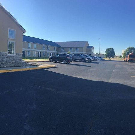 Surestay Plus Hotel By Best Western Tulsa East Extérieur photo