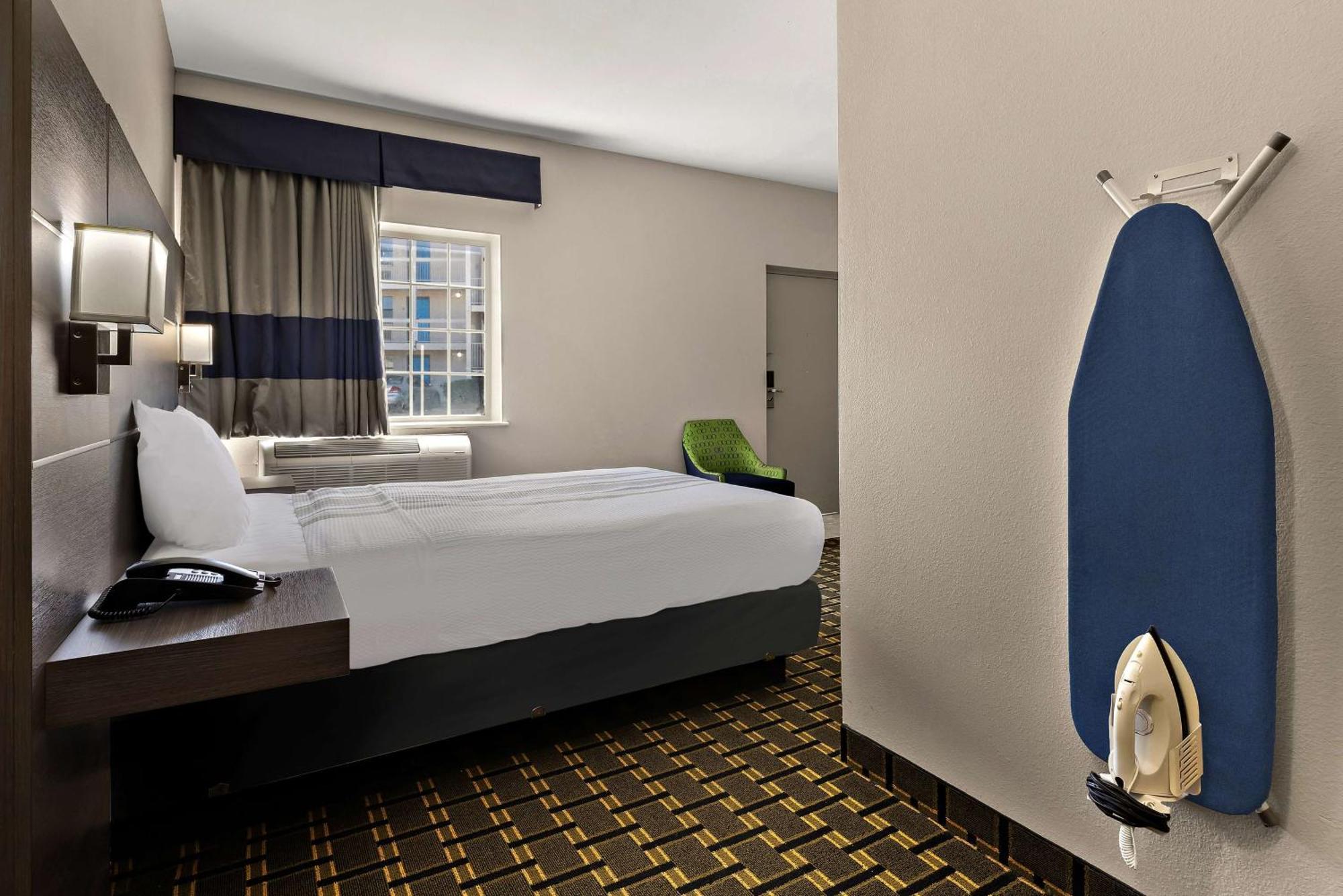 Surestay Plus Hotel By Best Western Tulsa East Extérieur photo