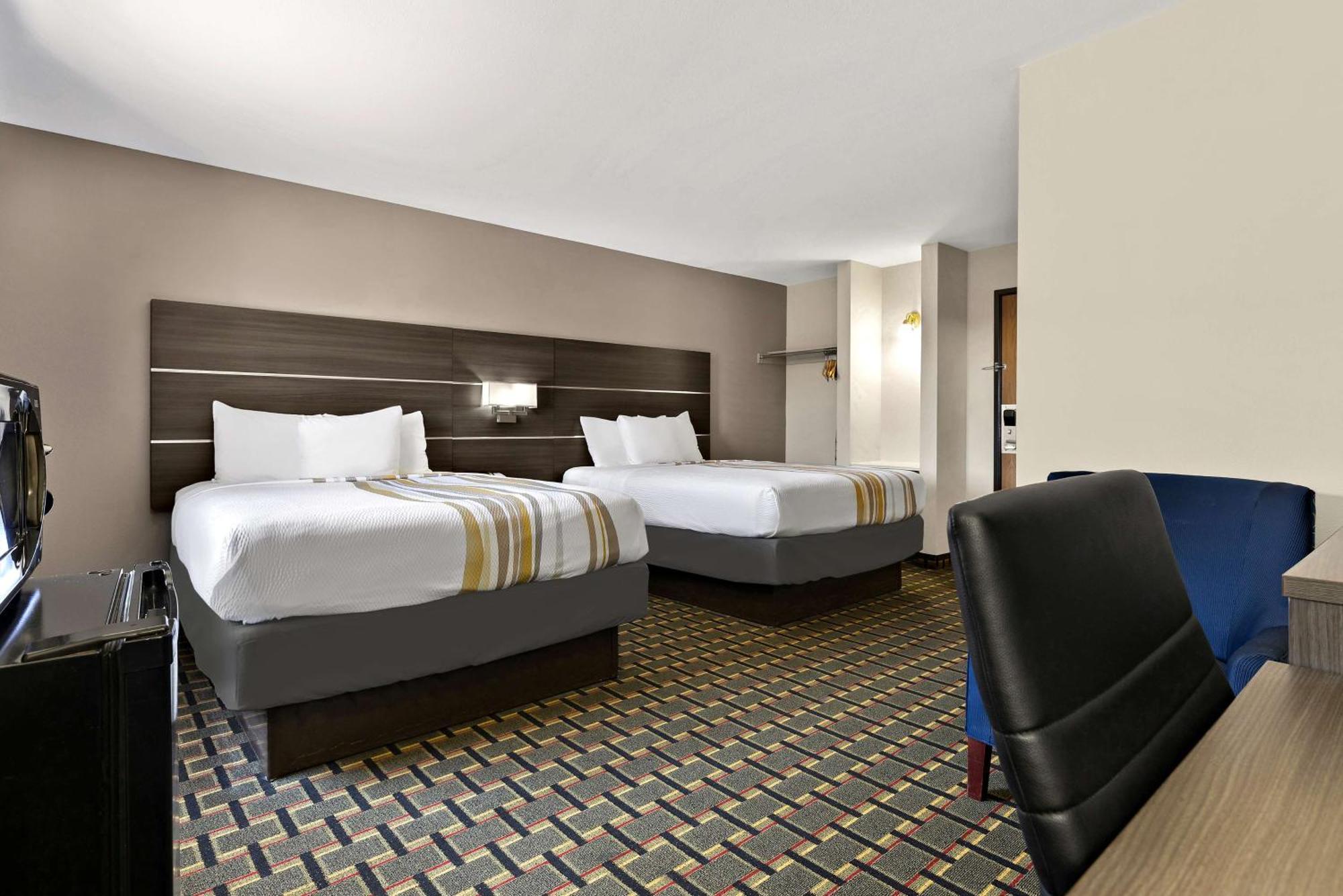 Surestay Plus Hotel By Best Western Tulsa East Extérieur photo