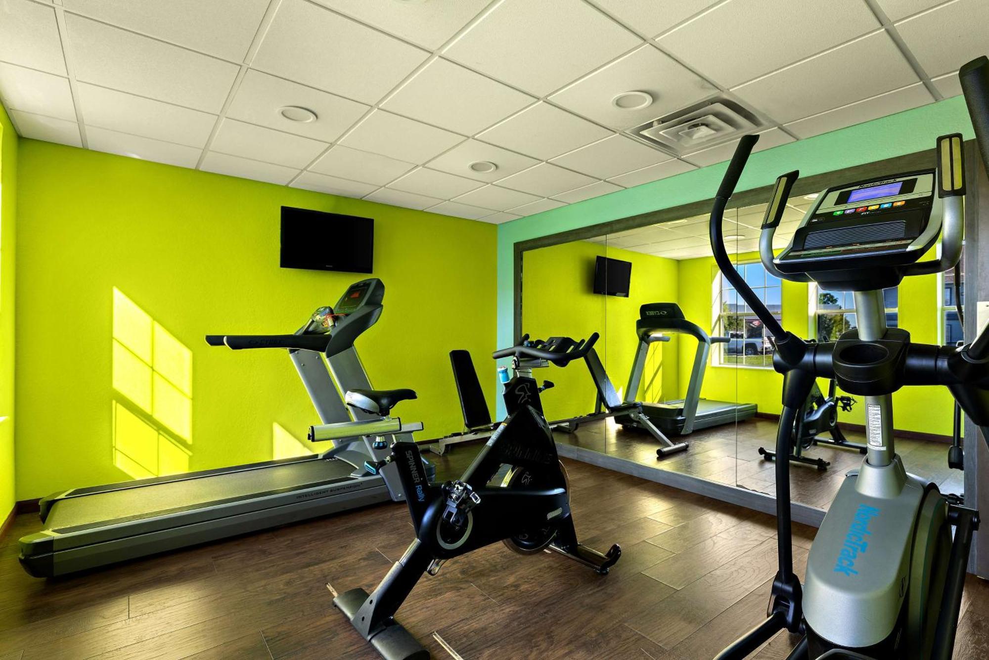 Surestay Plus Hotel By Best Western Tulsa East Extérieur photo