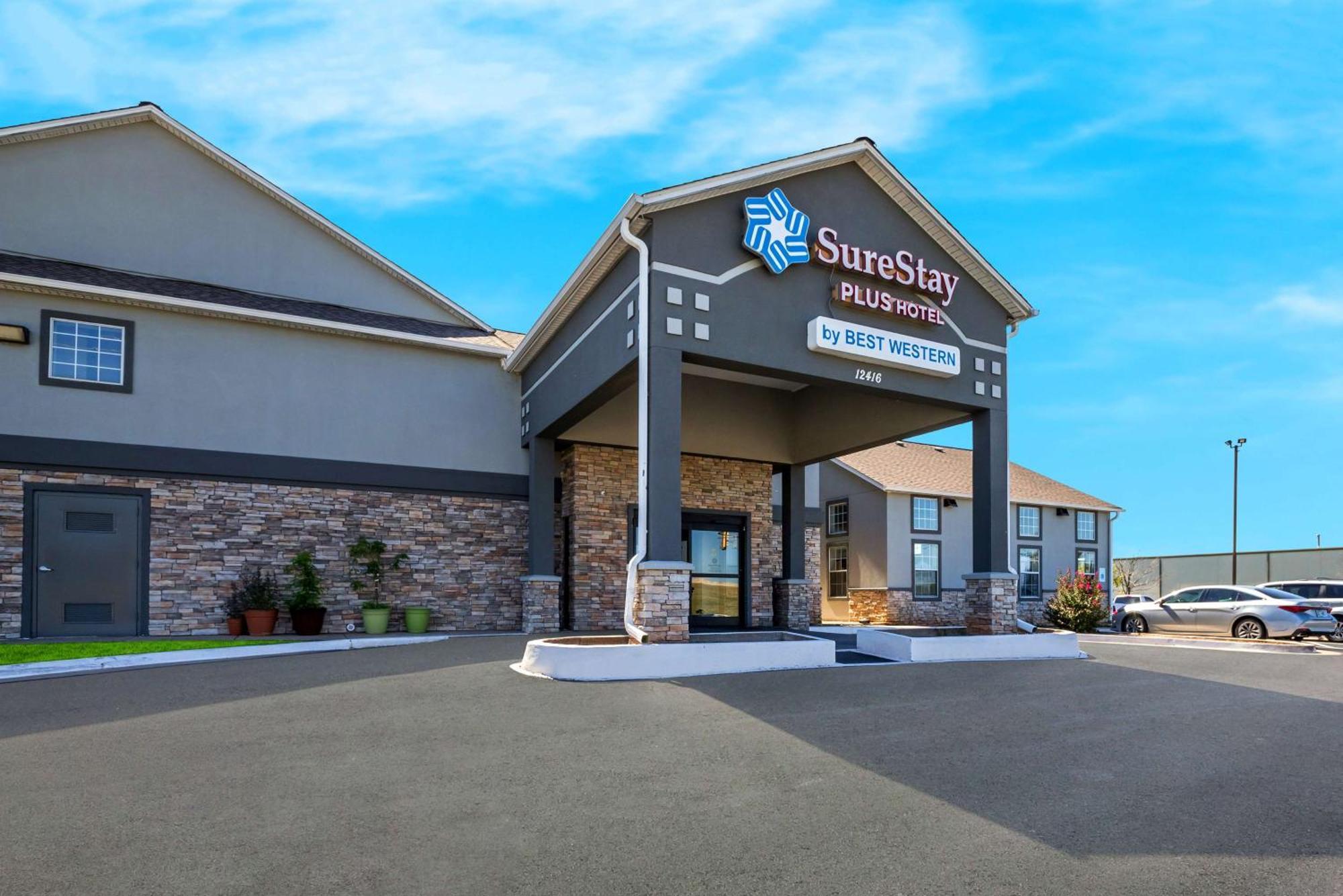 Surestay Plus Hotel By Best Western Tulsa East Extérieur photo