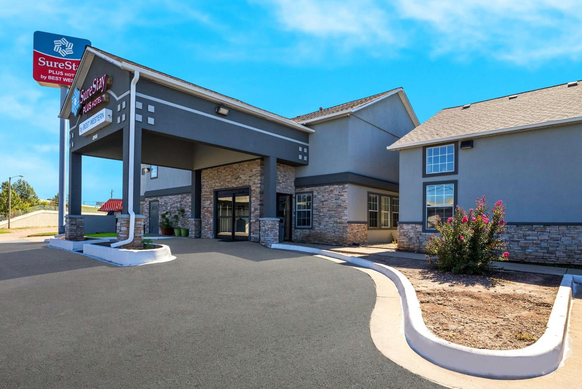 Surestay Plus Hotel By Best Western Tulsa East Extérieur photo