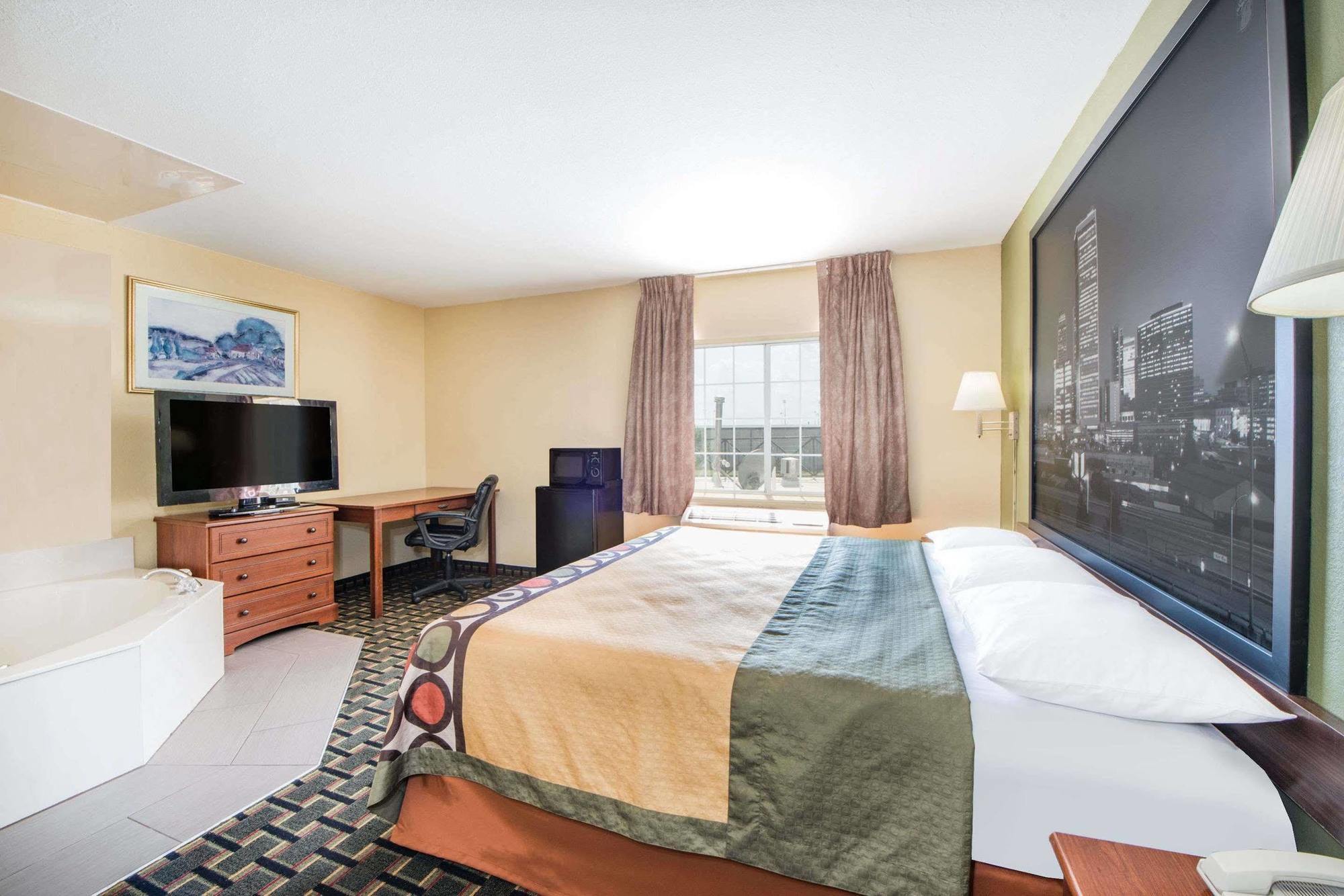 Surestay Plus Hotel By Best Western Tulsa East Extérieur photo