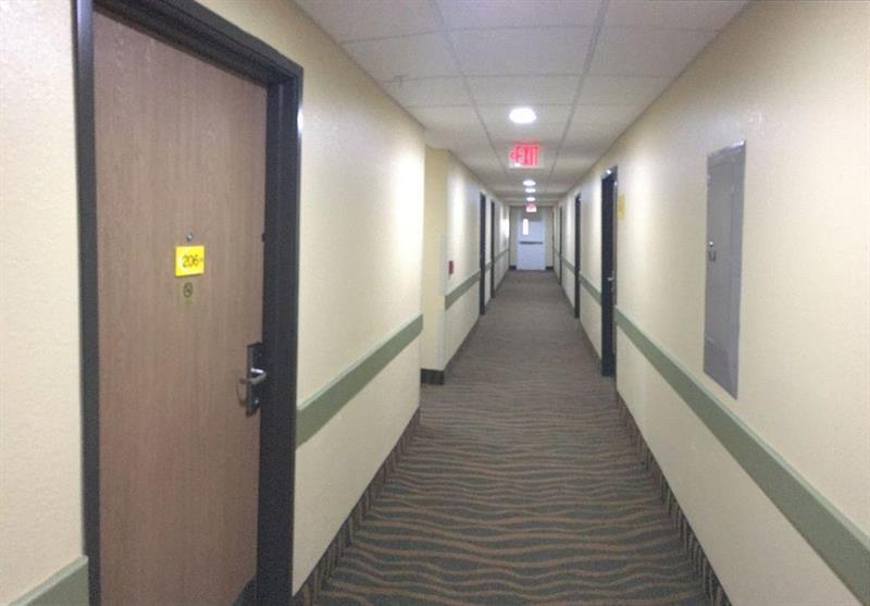 Surestay Plus Hotel By Best Western Tulsa East Extérieur photo